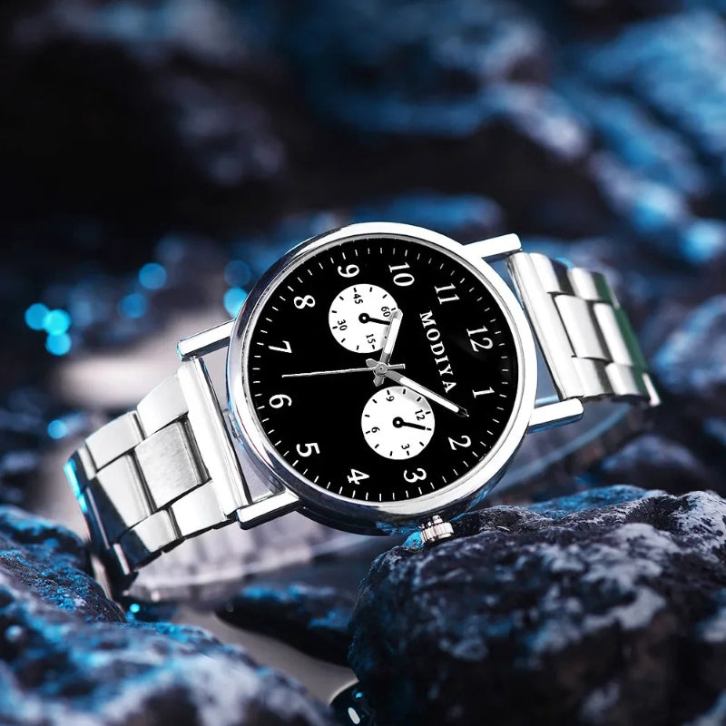 Everyday Stainless Steel Round Dial Quartz Timepiece for Men