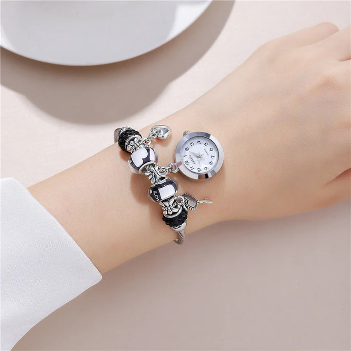 Fashion Love Pendant Women's Bracelet Quartz Watch