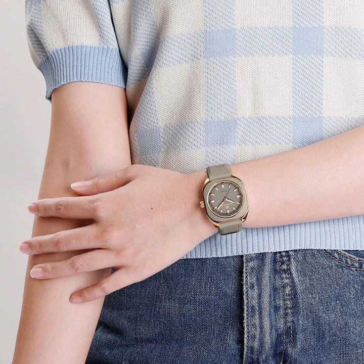 Futuristic Flair Geometric Silicone Quartz Watch for Women