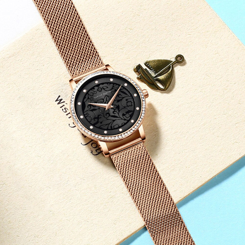 Elegant Embossed Design Dial Quartz Watch for Women