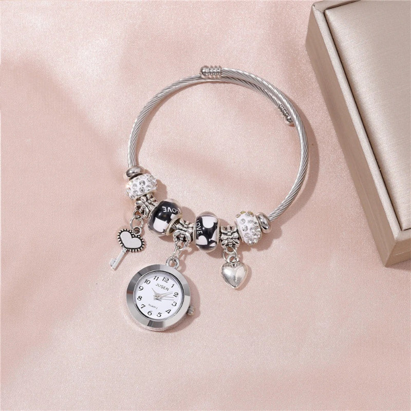 Fashion Love Pendant Women's Bracelet Quartz Watch