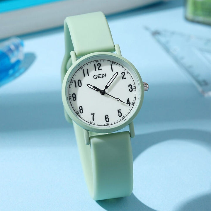 Casual Pastel-Colored Quartz Watches with Silicone Strap