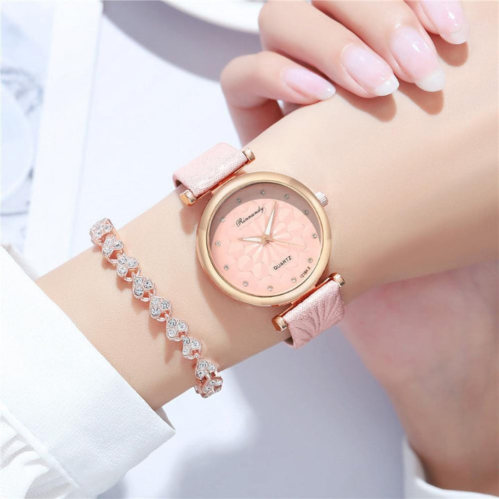 Casual Geometric Floral Design Dial Quartz Watch