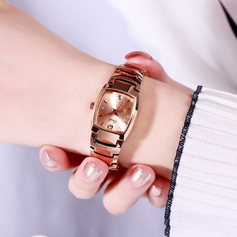 Refined Leisure Fashion Dial with Stainless Steel Strap Quartz Watches