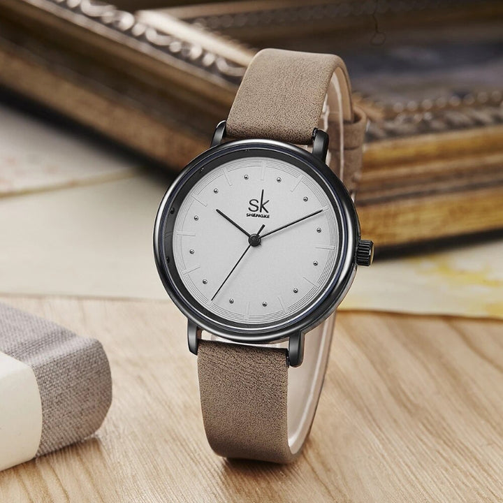 Minimalist Numberless Dial with Retro Vegan Leather Strap Quartz Watches