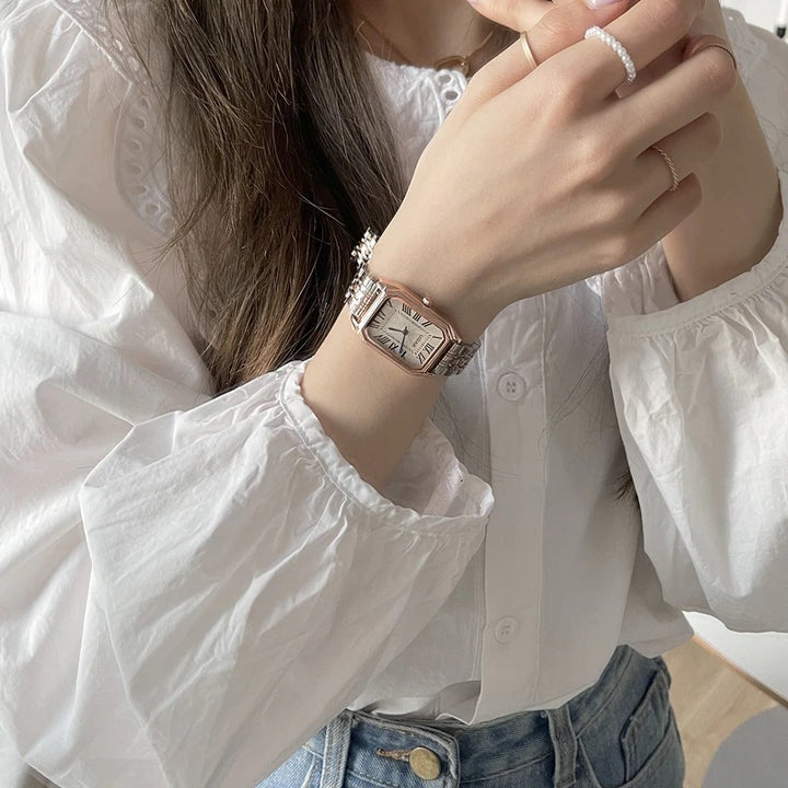 Classic Fashion Style Roman Numeral Dial in Rectangle Case Quartz Watches