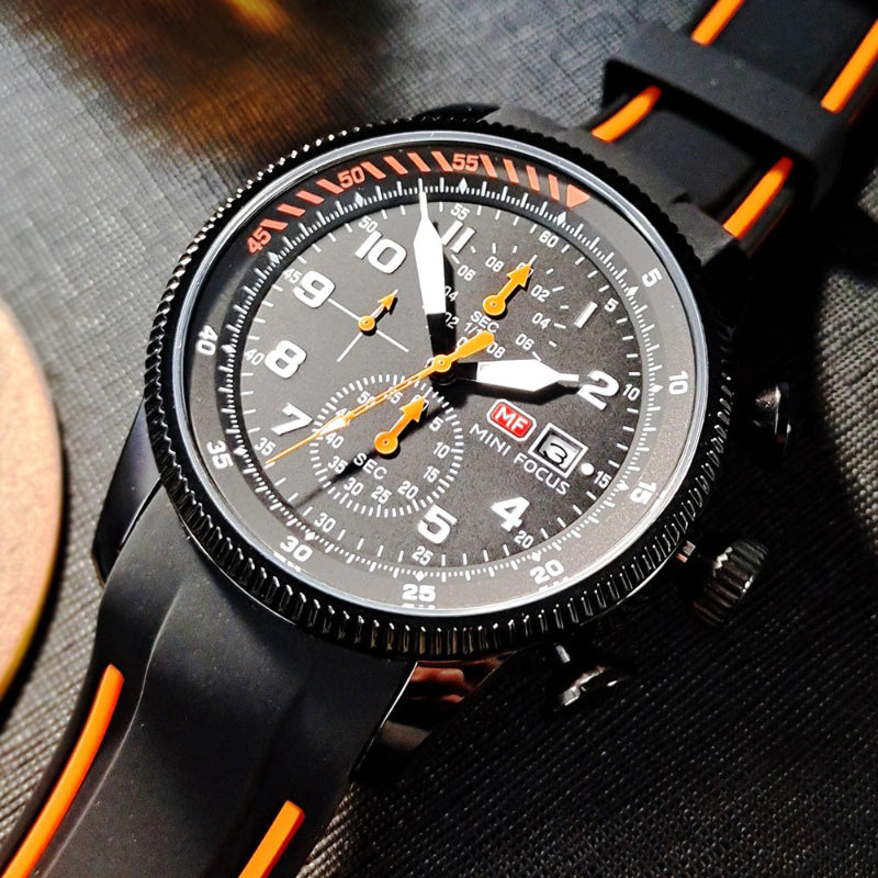 Luxurious Chronograph Sports Wristwatch with Silicone Band