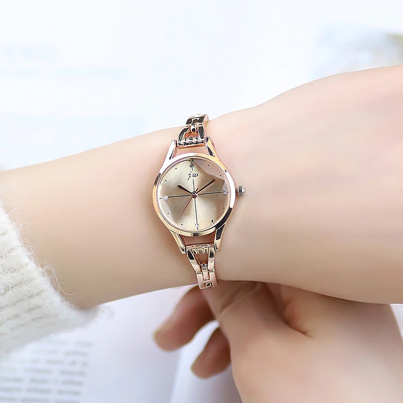 Simply Chic and Fancy Numberless Dial Quartz Watches