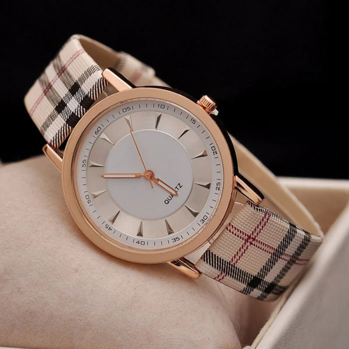 Luxurious Retro Plaid Fashion with Vegan Strap Quartz Watches