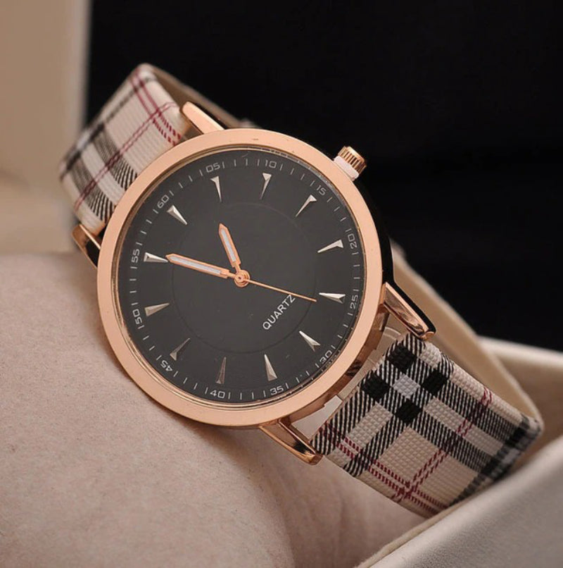 Luxurious Retro Plaid Fashion with Vegan Strap Quartz Watches