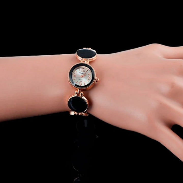 Exquisite Multi-color Round Dial Bracelet Quartz Wristwatches