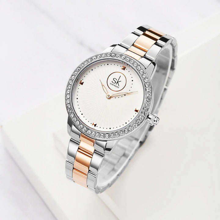 Women's Casual Rhinestone Embellished Conch Pattern Dial Quartz Watches