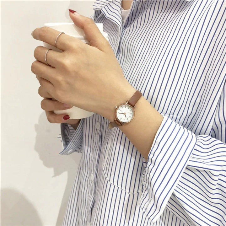 Women’s Small Minimalist Wrist Watch With PU Leather Straps