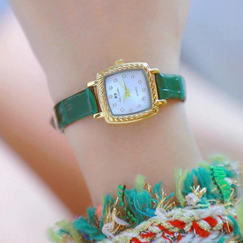 Retro Elegance Thin Dial Leather Strap Quartz Watches