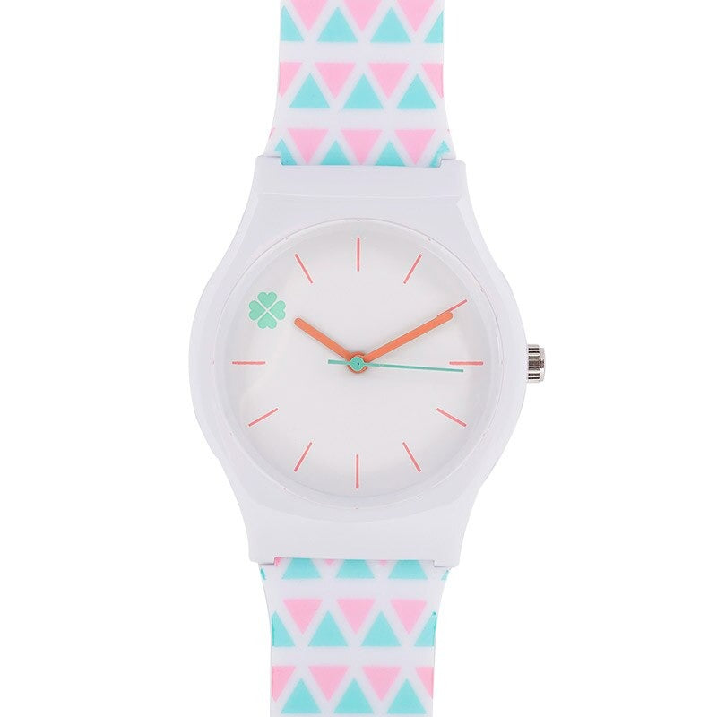 Simply Cute Four-Leaf Clover Dial with Silicone Strap Quartz Watches For Kids