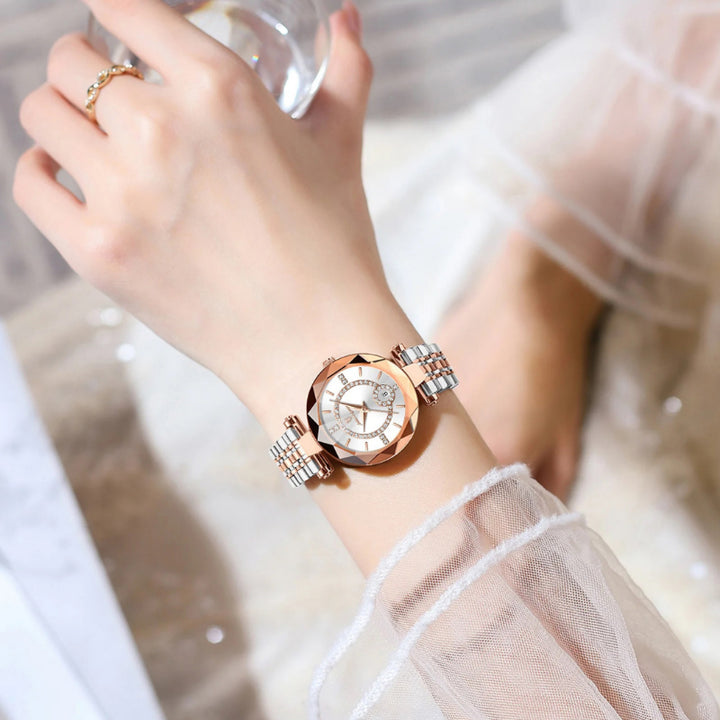 Elegant and Delicate Women's Brilliant Dial Fashion Quartz Watch