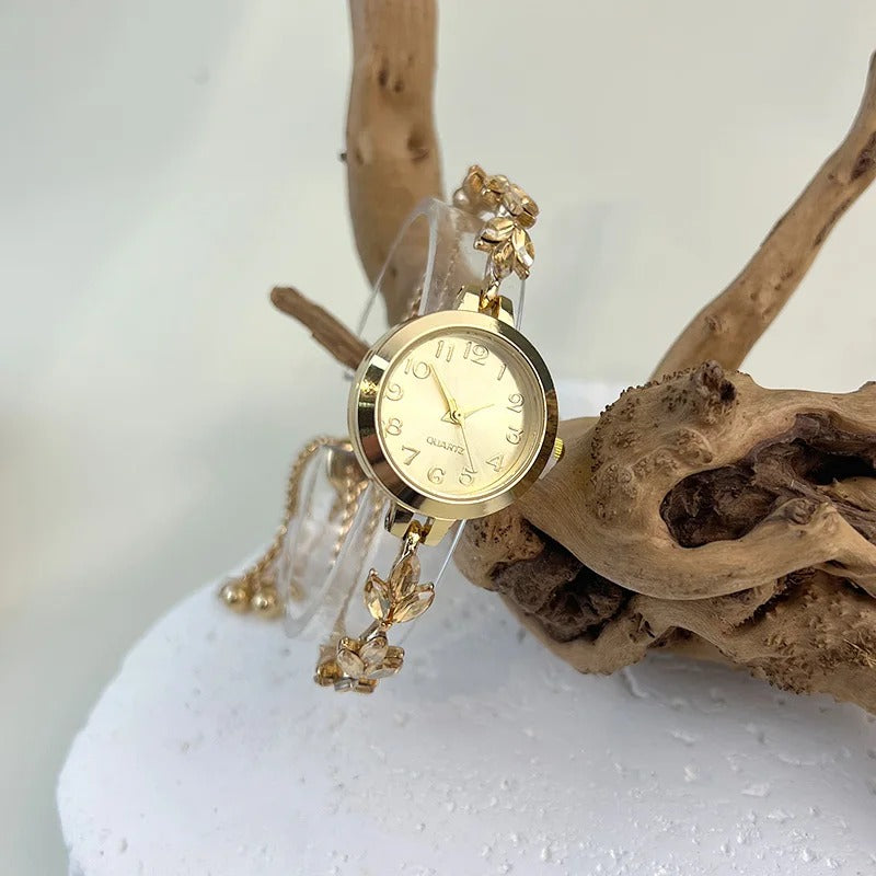 Chic Leaf Design Crystal-Encrusted Quartz Watch for Women