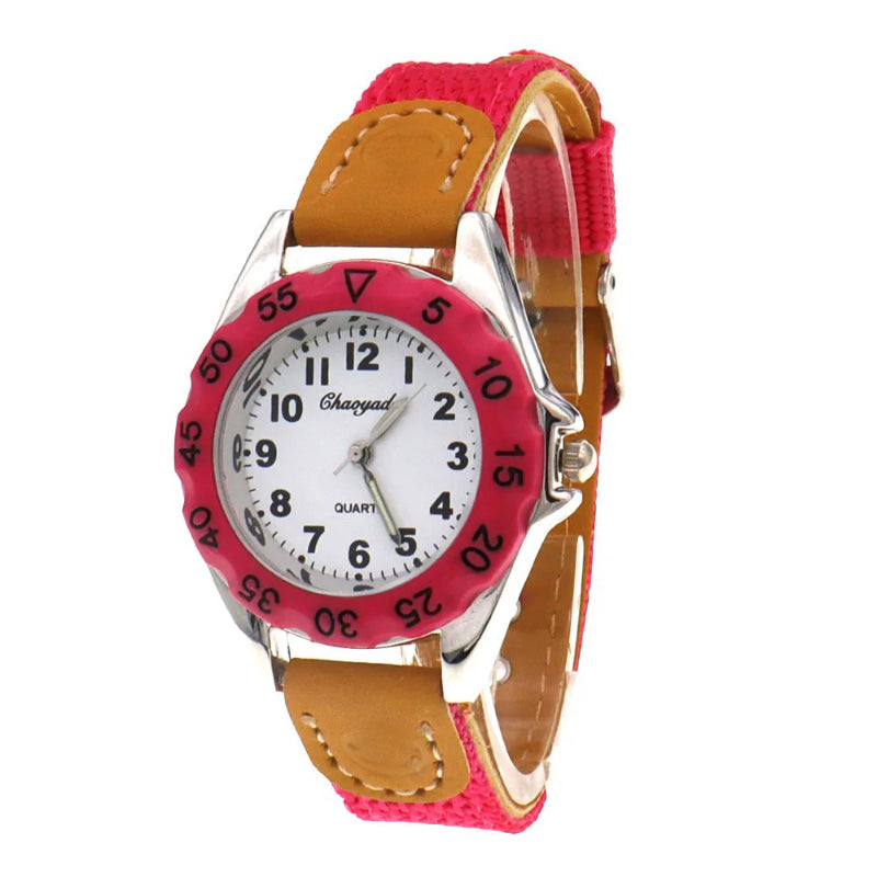 Sporty Casual Nylon Strap Easy-to-read Quartz Watch for Kids