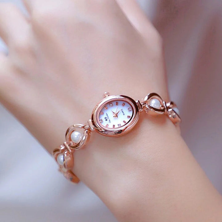 Women's Simple Luxe Pearl Bracelet Watch