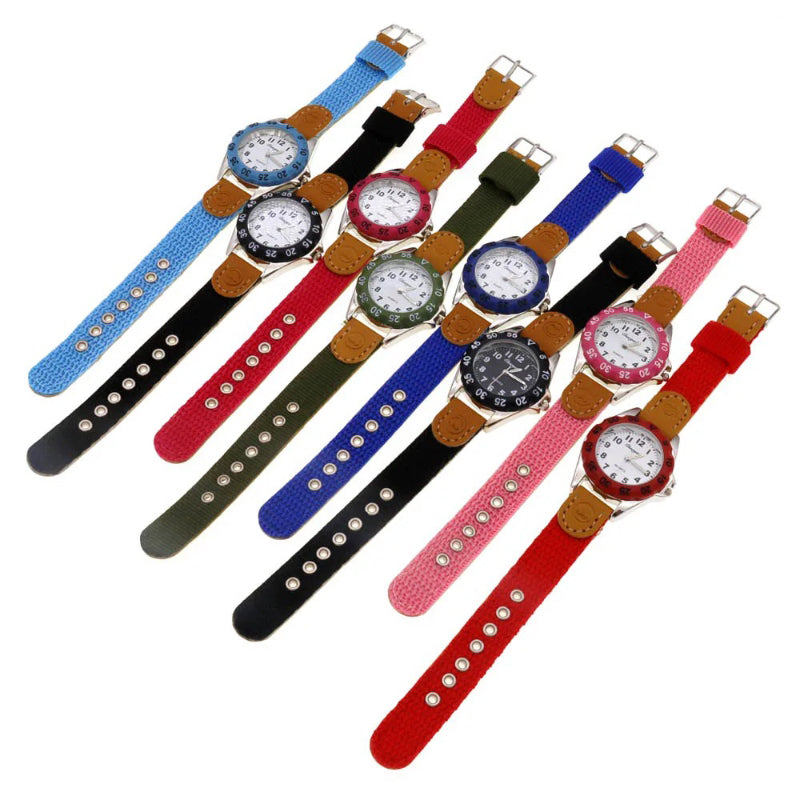 Sporty Casual Nylon Strap Easy-to-read Quartz Watch for Kids