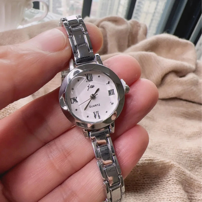 Women's Chic Small Dial with Roman Numerals Quartz Watch