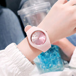 Flexible and Smooth Silicone Strap Wristwatch