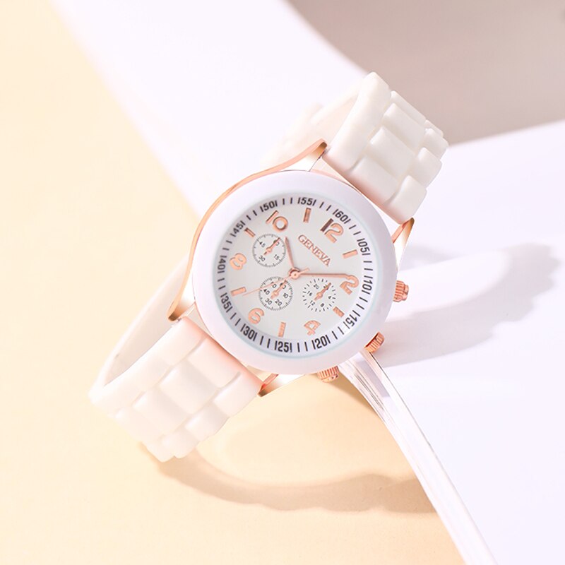 Sporty Silicone Band Quartz Wristwatch