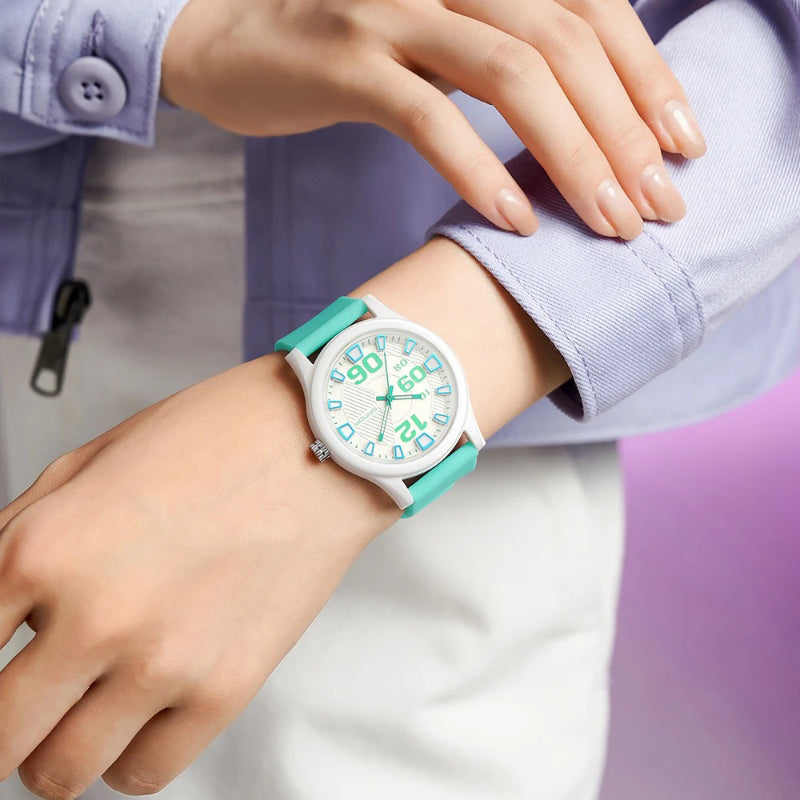 Cool Fashion Dial with Soft Silicone Strap Quartz Watch