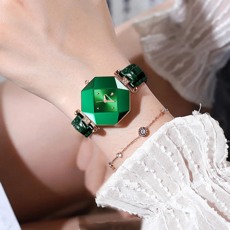 Fashion Green Diamond Style Dial Women's Quartz Watch