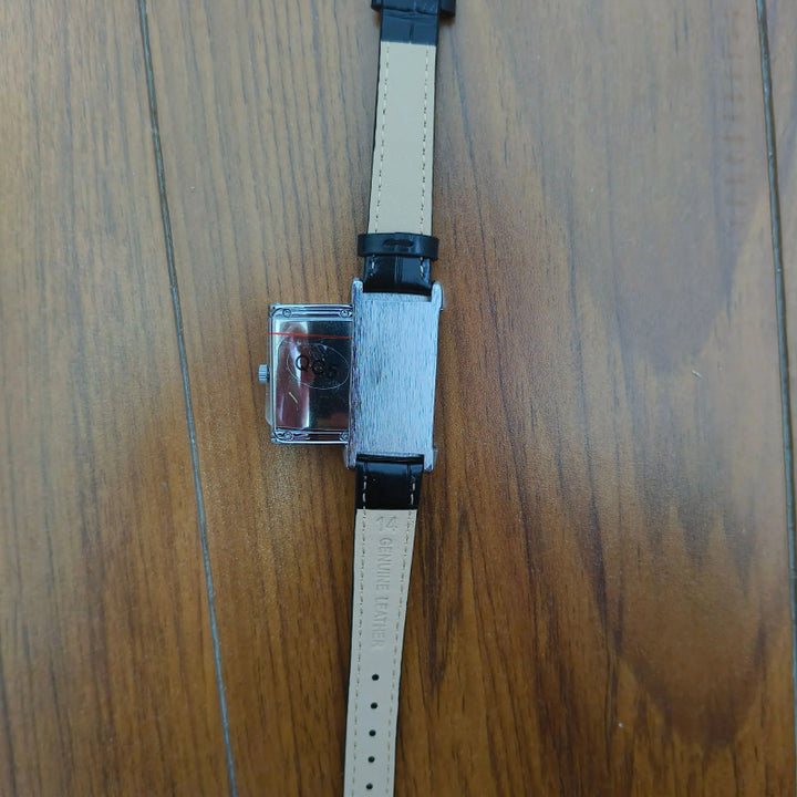 Women's Exquisite Slide Design Genuine Leather Quartz Watch