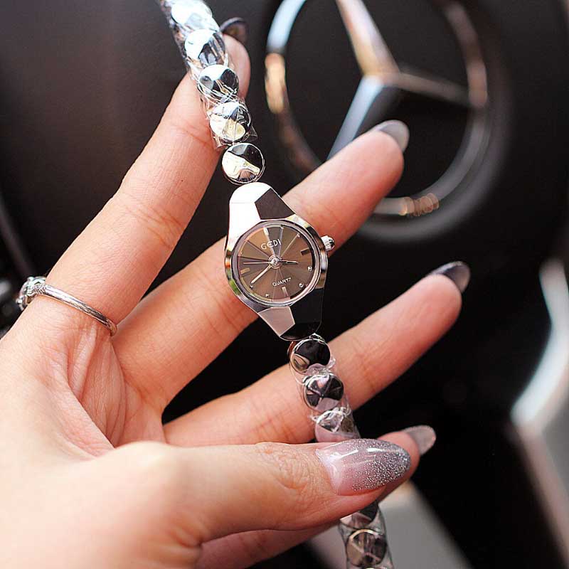 Luxurious Beaded Mini Dial Quartz Watches for Women