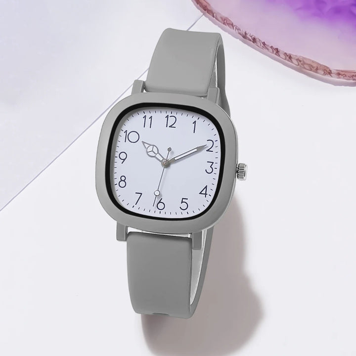 Easy to Read Everyday Fashion Watch for Women