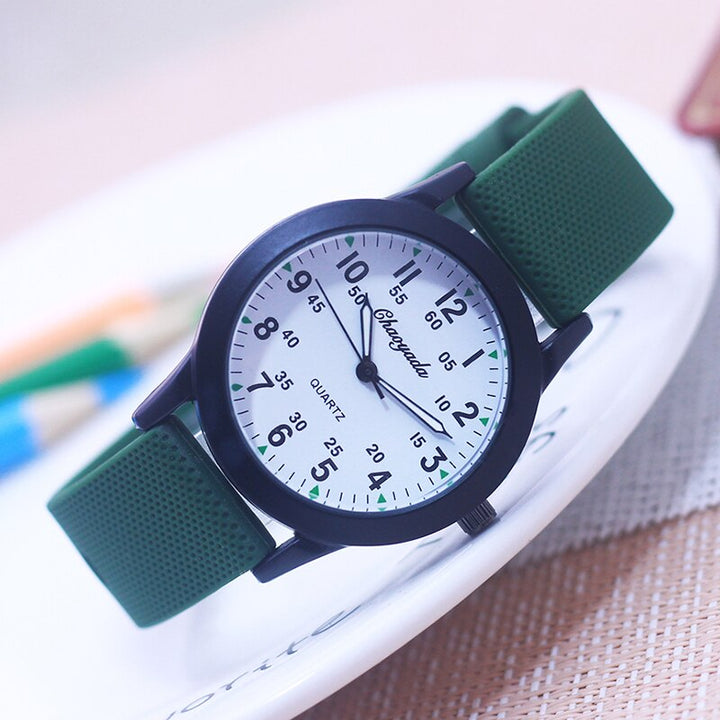 Sporty Silicone Strap Quartz Watch for Kids