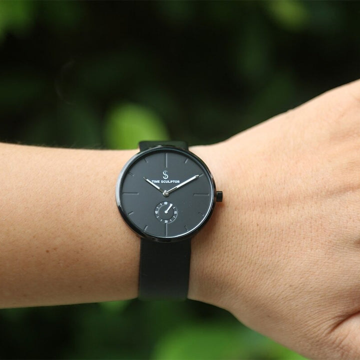 Luminous Simple Round Dial with Tough Vegan Leather Strap Quartz Watches