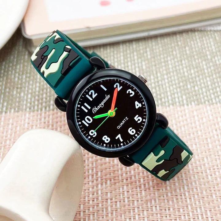 Cool Water-Resistant Watches with Camouflage Silicone Strap For Boys