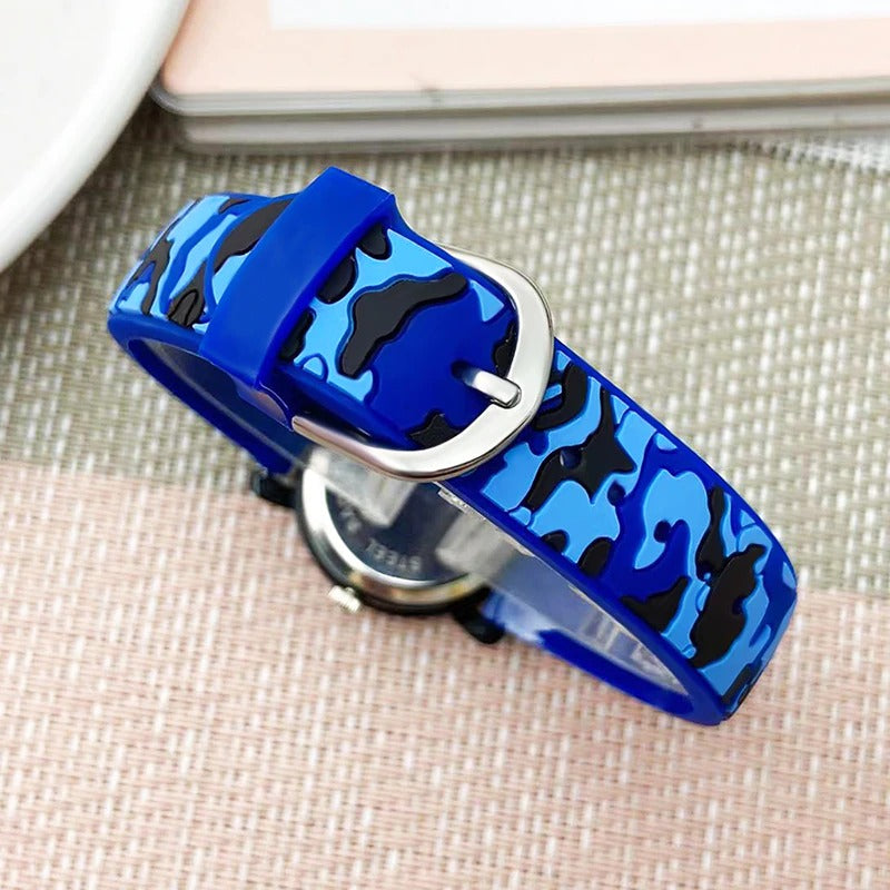 Cool Water-Resistant Watches with Camouflage Silicone Strap For Boys