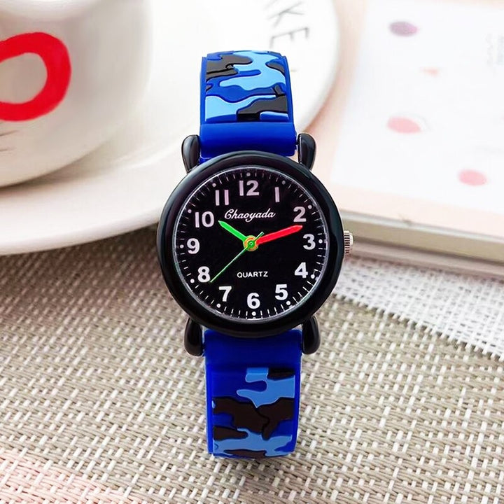 Cool Water-Resistant Watches with Camouflage Silicone Strap For Boys