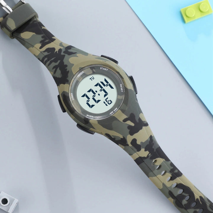 Colorful LED Display Waterproof Digital Sports Watches for Kids