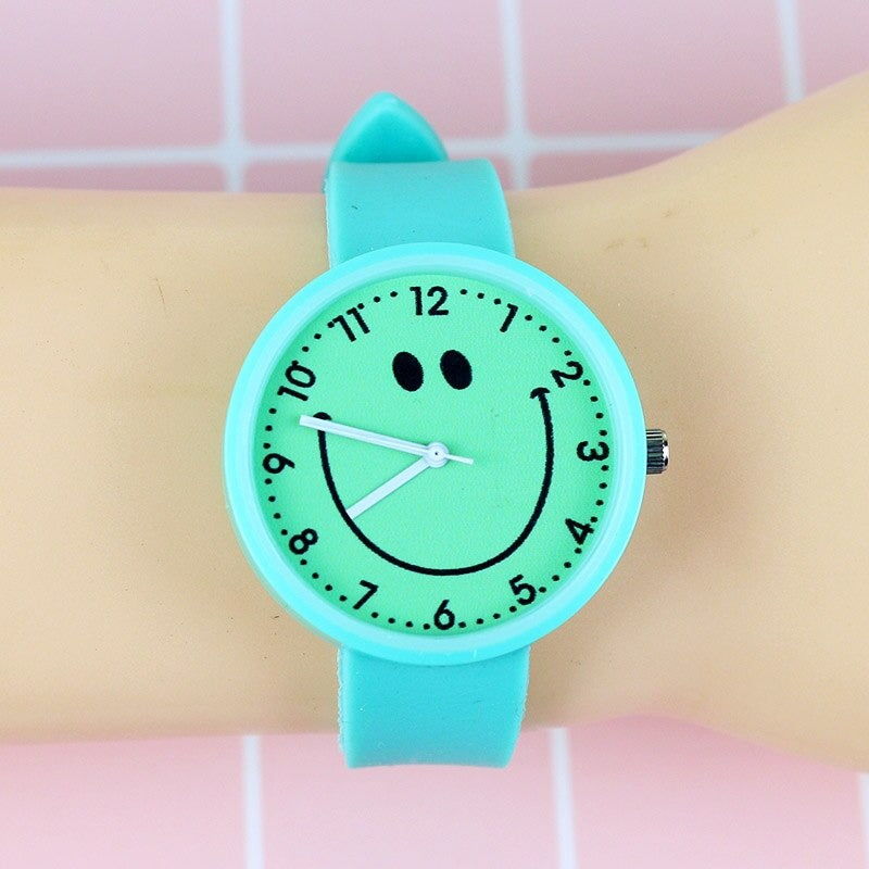 Pretty Smiley Face Dial with Soft Rubber Strap Kids Fashion Watches