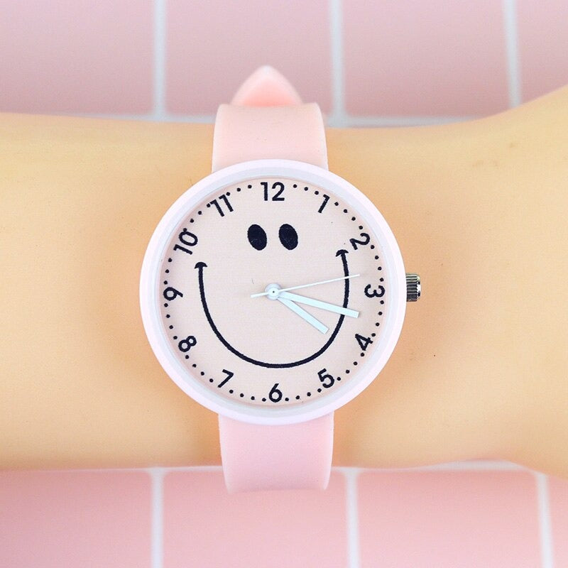 Pretty Smiley Face Dial with Soft Rubber Strap Kids Fashion Watches