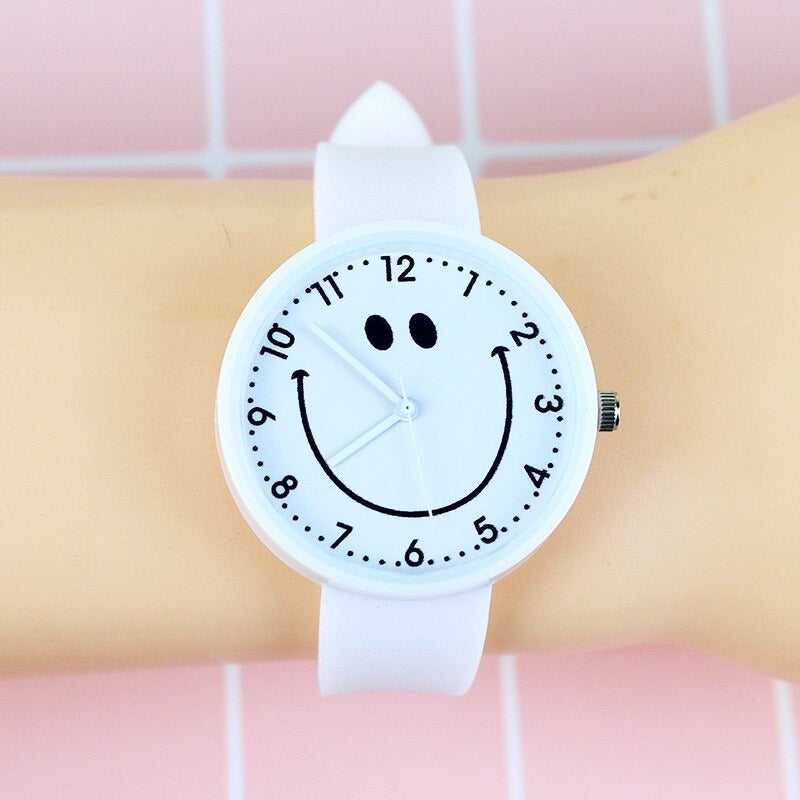 Pretty Smiley Face Dial with Soft Rubber Strap Kids Fashion Watches