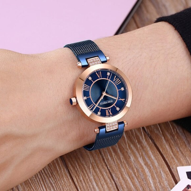 Women's Simple Roman Numeral Scale Dial Quartz Watches