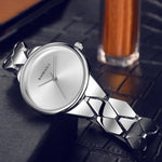 Sleek and Simply Chic Numberless Dial Quartz Watches