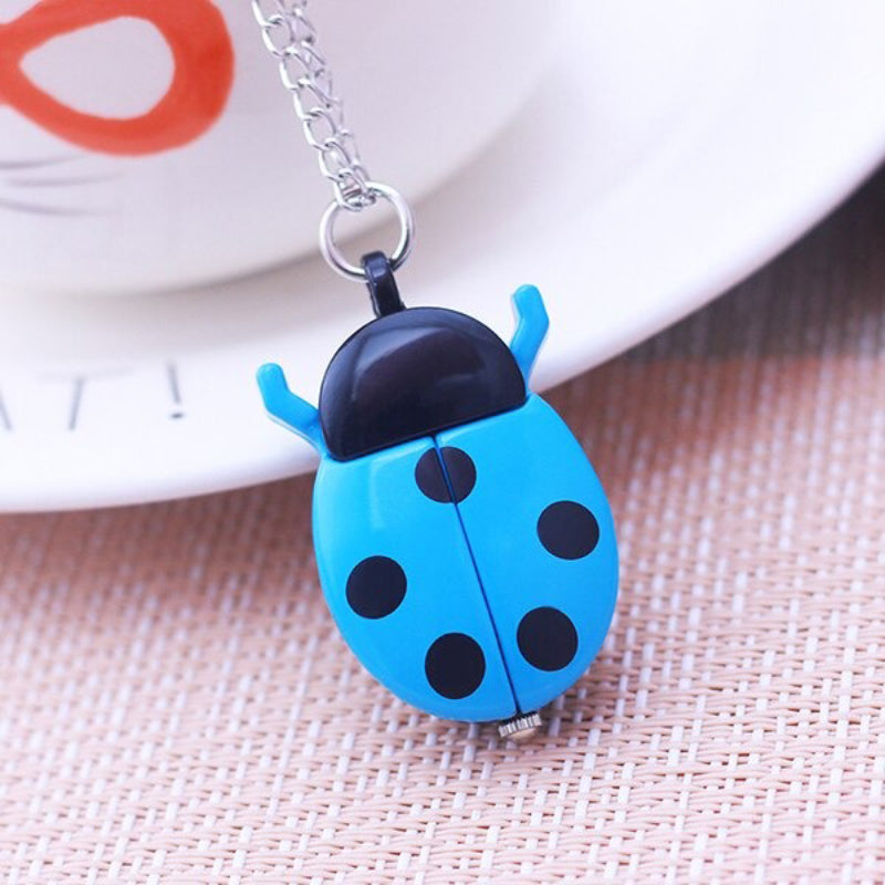 Bright-Colored Cartoon Ladybug Flip Cover Necklace Quartz Pocket Watches