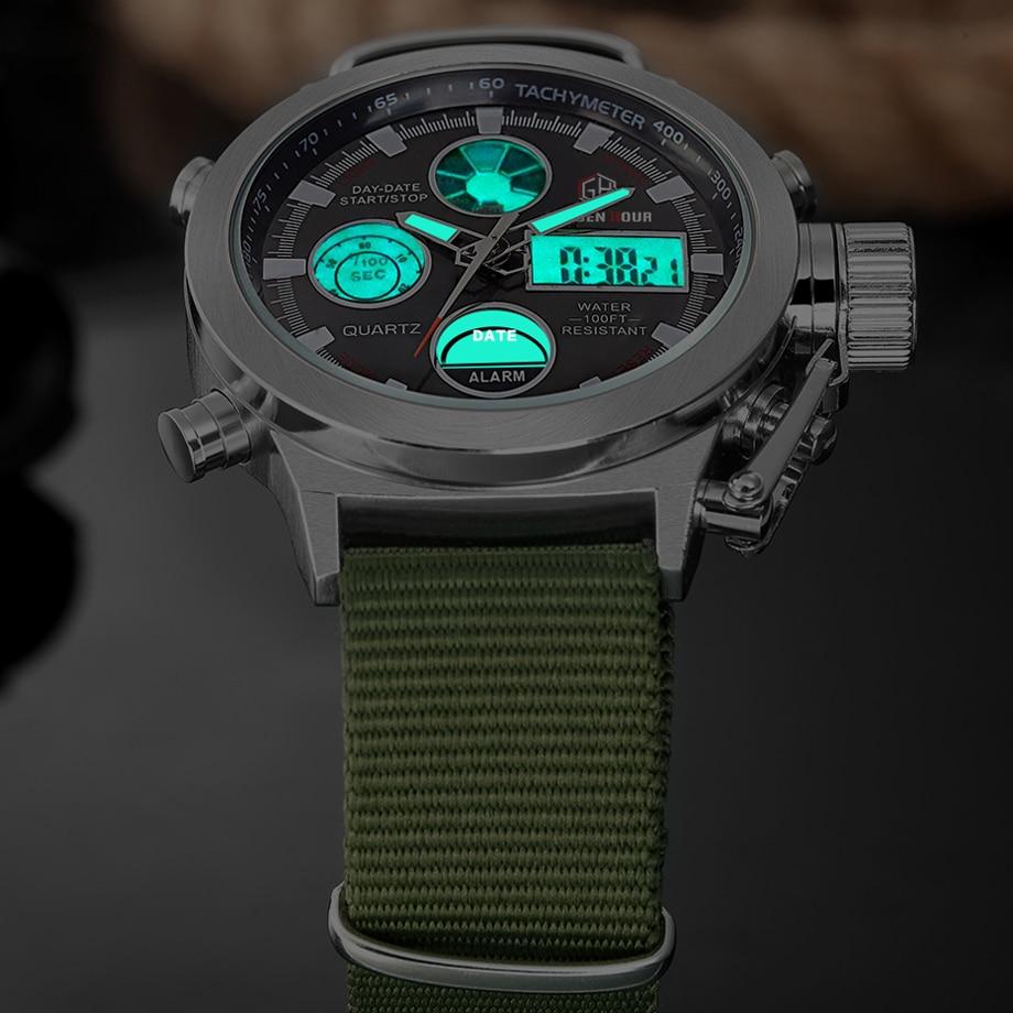 Watch with digital and analog outlet display