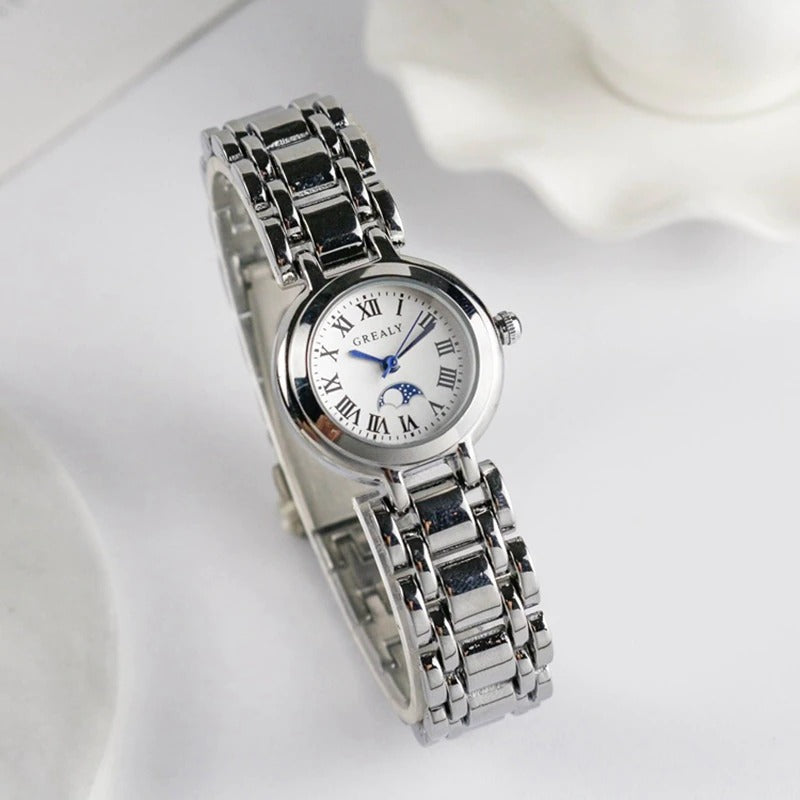 Summer Fashion Small and Simple Roman Numeral Dial Quartz Watches