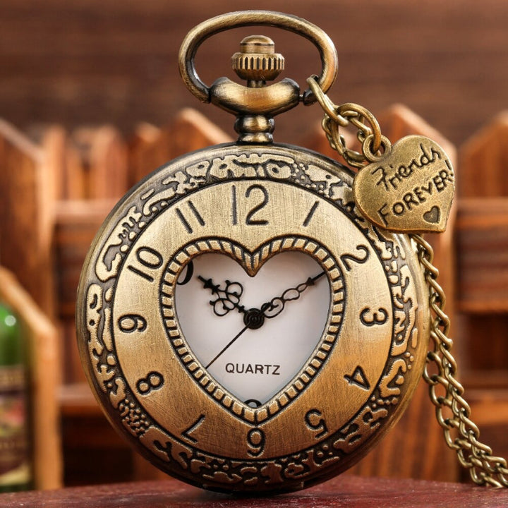 Retro Hollow Heart-Shaped Quartz Pocket Watches