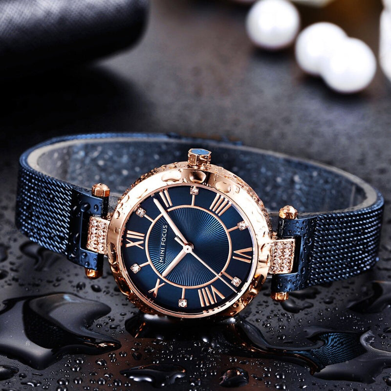 Women's Simple Roman Numeral Scale Dial Quartz Watches