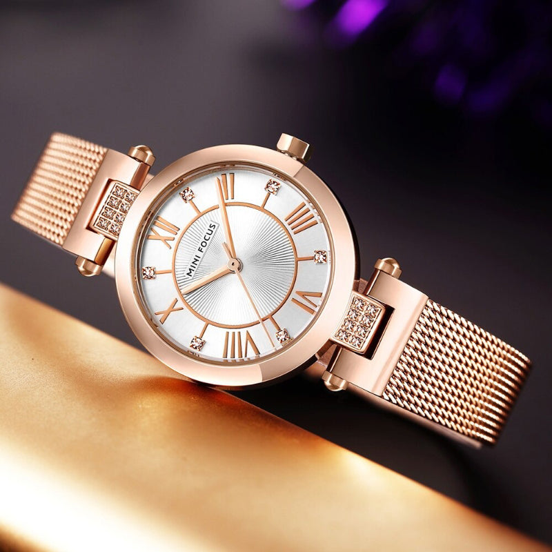 Women's Simple Roman Numeral Scale Dial Quartz Watches