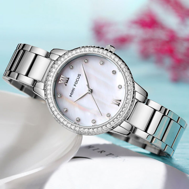 Sophisticated Mix Style Rhinestone Scale Dial Quartz Watches